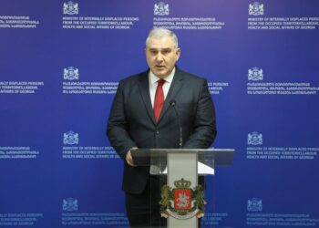 Михаил Сарджвеладзе — Пока европейские государства также изучают препараты для лечения болезни Дюшенна и не спешат с принятием решений, нельзя утверждать, что какое-либо государство не готово выделять по 700 тысяч долларов ежегодно на каждого пациента