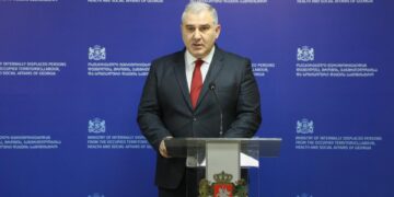 Михаил Сарджвеладзе — Пока европейские государства также изучают препараты для лечения болезни Дюшенна и не спешат с принятием решений, нельзя утверждать, что какое-либо государство не готово выделять по 700 тысяч долларов ежегодно на каждого пациента