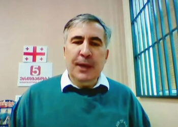 Михаил Саакашвили — Сейчас, когда диктатор уже открыто намеревается назначить своего сына премьером и забетонировать династическое правление, какое время для разборок прошлого? Либо мы будем вместе, либо нас вообще не будет!