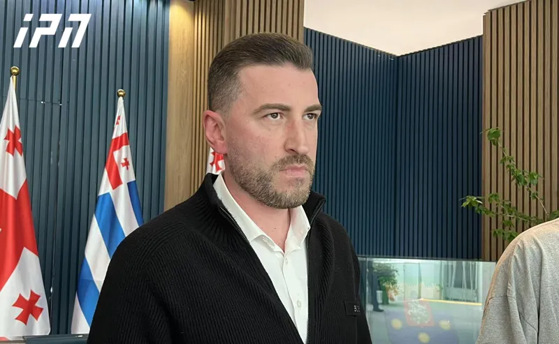 აჭარის უმაღლეს საბჭოში გახარიას პარტიის წევრი – როგორც ჩანს, დავით გაბაიძის გაწონასწორებული და დაბალანსებული პოზიციები არ აწყობდა „ოცნებას“ და გადაწყდა, რადიკალიზაციას მოუმატონ – ეს ყველაფერი შიდა კლანური დაპირისპირების შედეგია