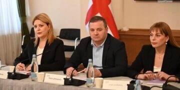 შალვა კერესელიძე – კომისიის დასკვნას ხელს არ მოვაწერთ – თუ გვინდა ფასები შემცირდეს, საჭიროა ჯანსაღი კონკურენცია, უნდა მოისპოს ნეპოტიზმი, ლობირება და კორუფცია, თუმცა „ოცნება“ ამას მხარს უჭერს, ზოგიერთი მფარველობთ